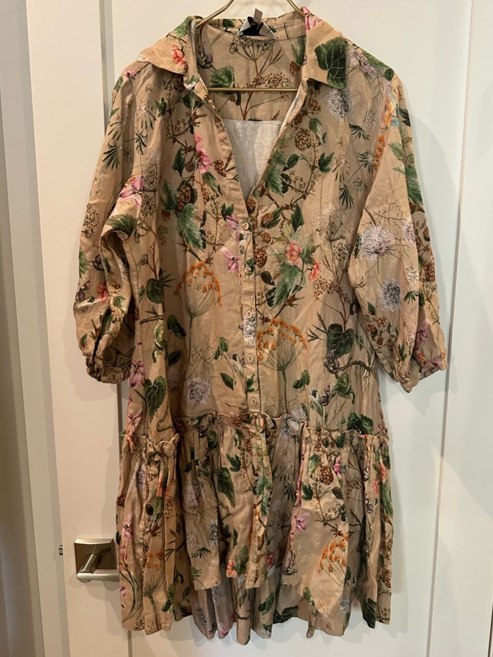 Cara Cara Beige Floral Button-Front Tunic with Green khaki Botanical Print XL - Picture 2 of 7